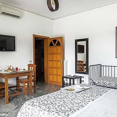 Bed & Breakfast Liberti 4*